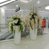 電梯口玻璃鋼美陳花瓶