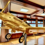 玻璃鋼黃金戰斧飛機模型