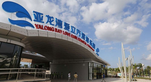 玻璃鋼網格造型柱裝飾海南三亞海底餐廳
