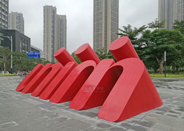 佛山中海環宇城精神堡壘雕塑安裝完成圖