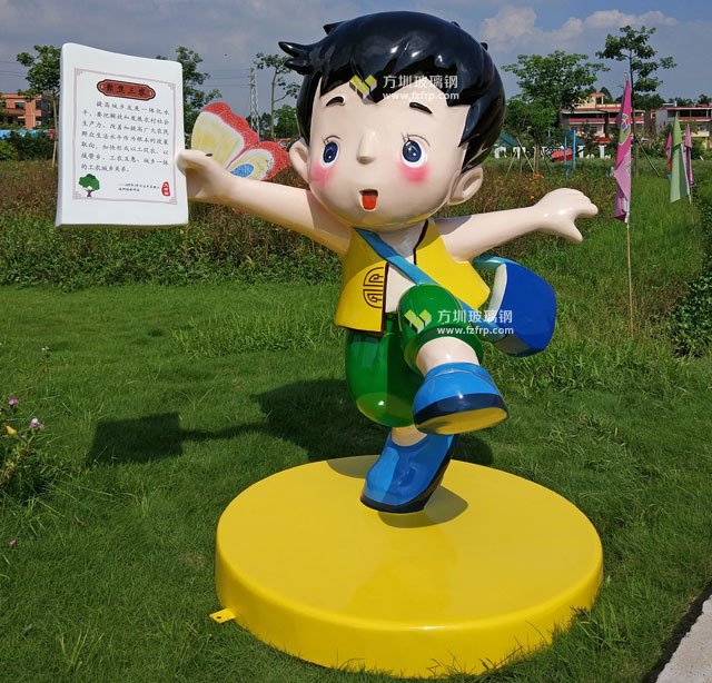 玻璃鋼制品生產廠家雕塑出貨客戶現場擺放圖