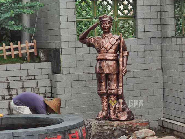 廣東平遠玻璃鋼紅軍戰士仿銅人物雕塑弘揚軍民魚水情