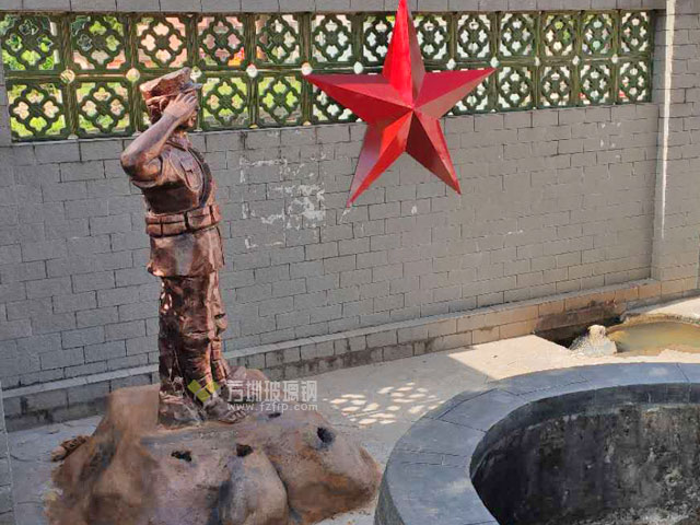 廣東平遠玻璃鋼紅軍戰士仿銅人物雕塑弘揚軍民魚水情
