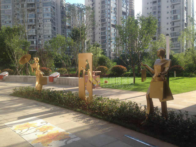 深圳歡樂海岸的景觀雕塑和創意玻璃鋼休閑座椅