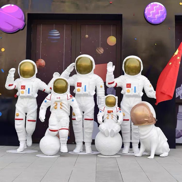東莞玻璃鋼宇航員模型雕塑擺件