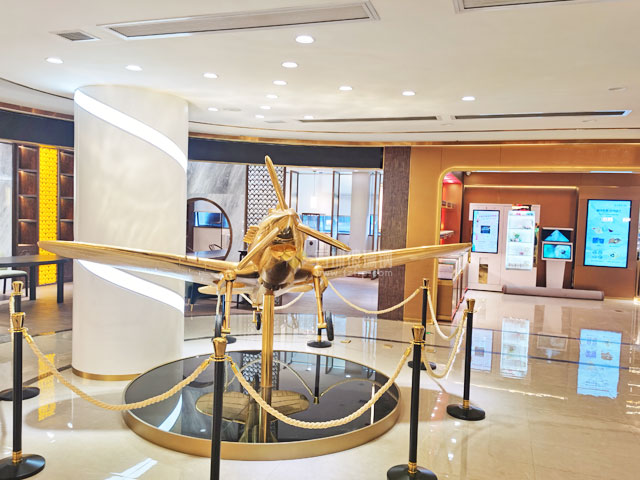 深圳黃金珠寶店不銹鋼戰斗機雕塑模型大擺件
