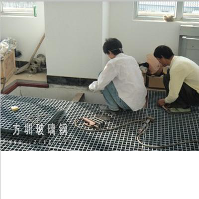 中鐵一局玻璃鋼格柵施工現場