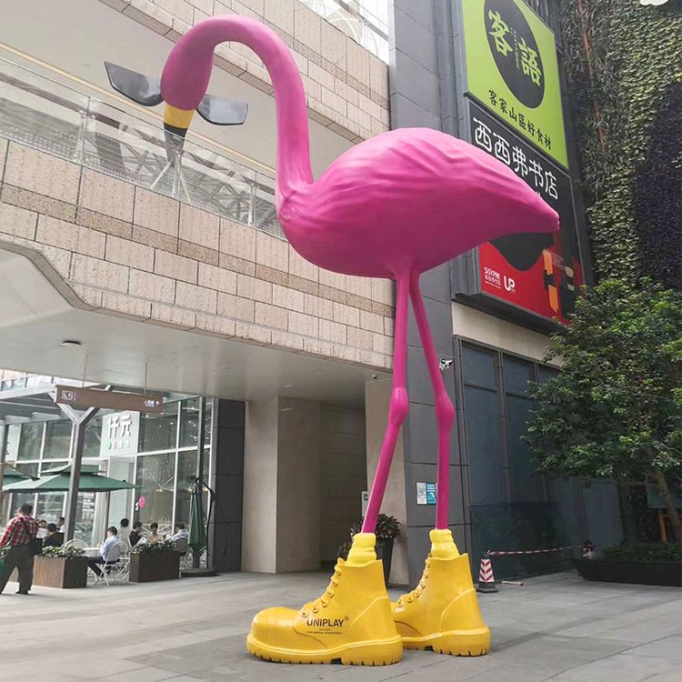 商業廣場大型火烈鳥雕塑